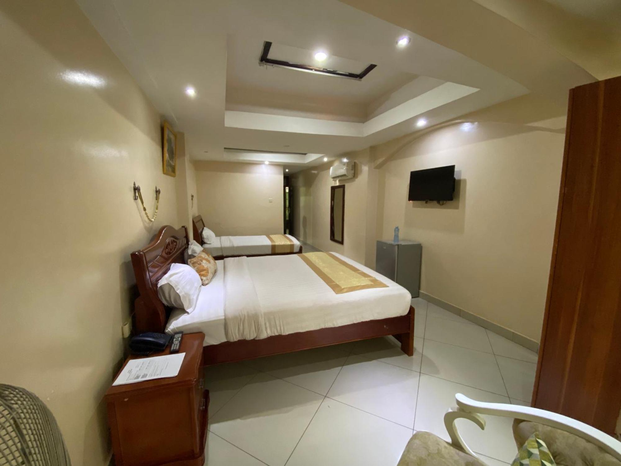 La Grande Hotel Kampala Zewnętrze zdjęcie