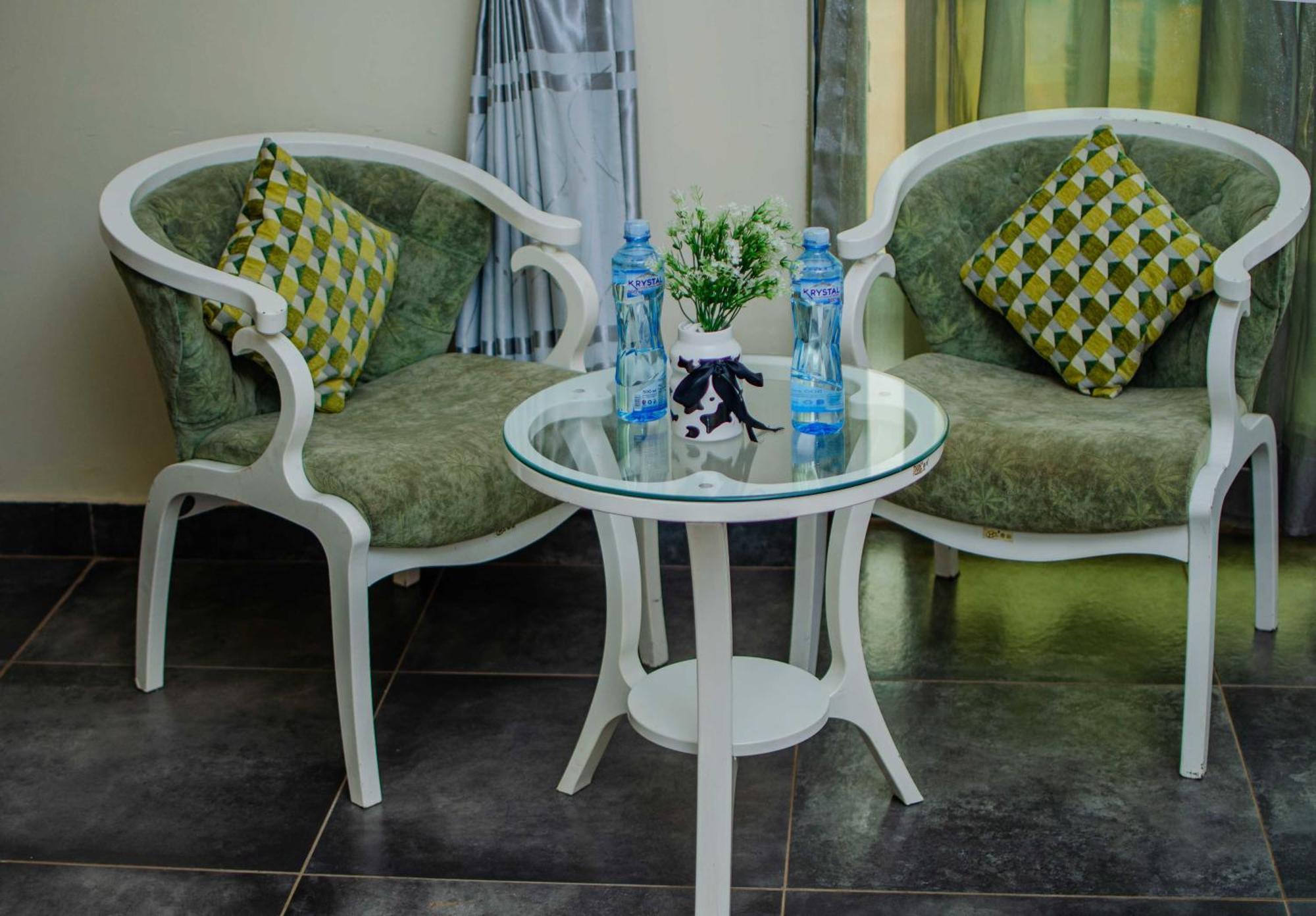 La Grande Hotel Kampala Zewnętrze zdjęcie